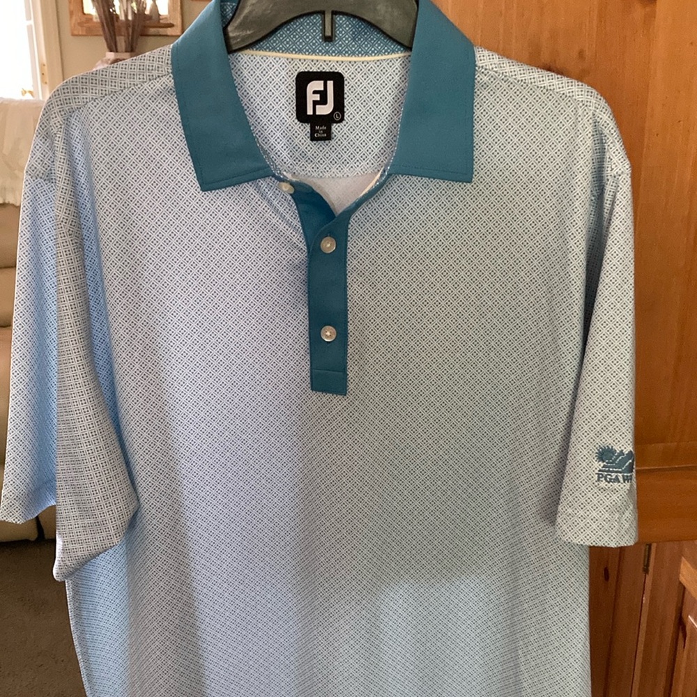 Mens FJ golf shirt in excellent condition